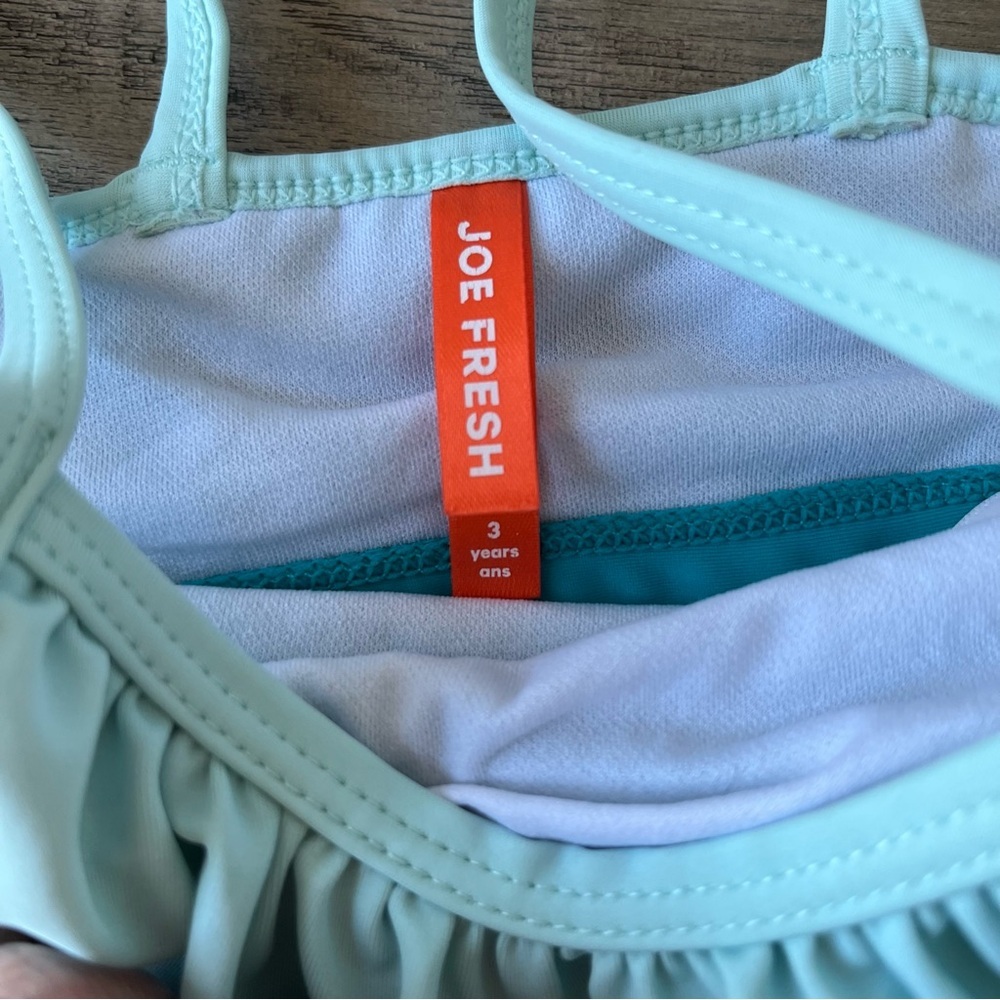 Joe Fresh bathing suit size 3 - Picture 2 of 2